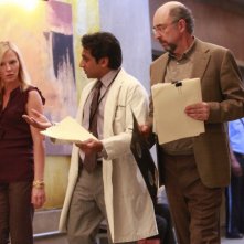 Past Life: Kelli Giddish, Richard Schiff e Ravi Patel nell'episodio Soul Music