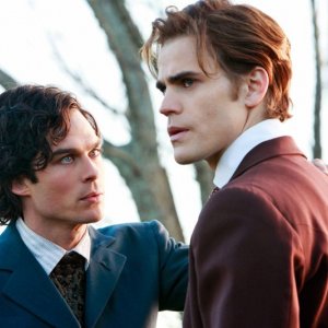 Damon (Ian Somerhalder) discute con il fratello Stefan (Paul Wesley) nell'episodio Children of the Damned