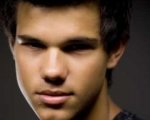 Taylor Lautner sarà Stretch Armstrong