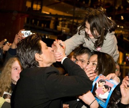 Berlinale 2010 Entusiasmo Sul Red Carpet Per Shahrukh Khan Star Di My Name Is Khan 147067
