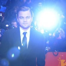 Berlinale 2010 Leonardo Dicaprio Interprete Di Shutter Island Si Concede Ai Flash Dei Fotografi 147001