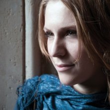 Primo piano di Isabella Ragonese dal film Due vite per caso