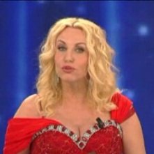Sanremo 2010, prima serata: Antonella Clerici è la conduttrice