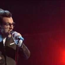 Sanremo 2010, seconda serata: l'esibizione di Marco Mengoni