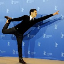 Berlinale 2010: una posa armoniosa per Burhan Qurbani, regista di Shahada.