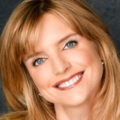 Due uomini e mezzo dà il benvenuto a Courtney Thorne-Smith