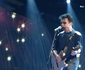 Sanremo 2010, terza serata: Edoardo Bennato