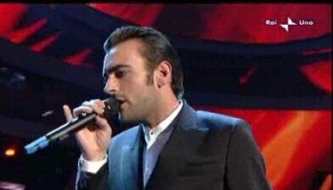 Sanremo 2010, Marco Mengoni è uno dei finalisti del Festival