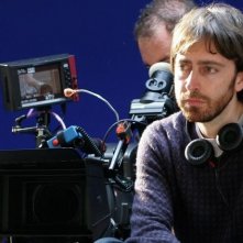 Il regista Daniel Sánchez Arévalo sul set del suo film Gordos