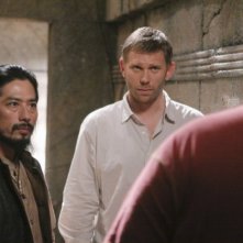 Lost: Hiroyuki Sanada, Mark Pellegrino e Jorge Garcia (di spalle) in una scena dell'episodio Lighthouse