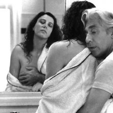 Stefania Sandrelli E Frank Finlay In Una Sensuale Sequenza De La Chiave 148069