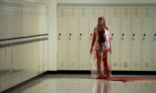 Una sanguinosa scena del remake A Nightmare on Elm Street, con Katie Cassidy