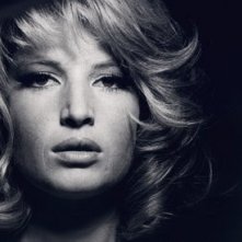 Uno splendido ritratto di Monica Vitti.