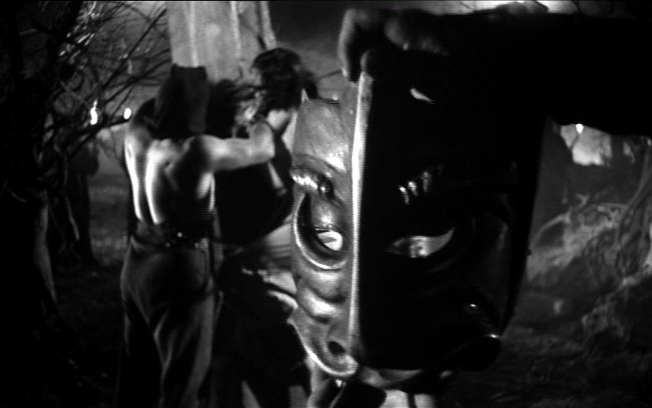 Una Inquietante Scena Del Film La Maschera Del Demonio 1960 148151