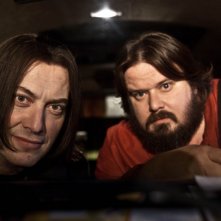 Corrado Guzzanti e Giuseppe Battiston in una scena del film La passione