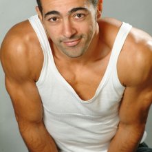 Un ritratto dell'attore Anis Gharbi