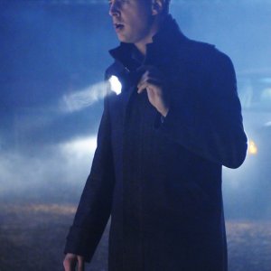 McGee (Sean Murray) durante un'indagine in una sequenza dell'episodio Jack Knife di N.C.I.S.