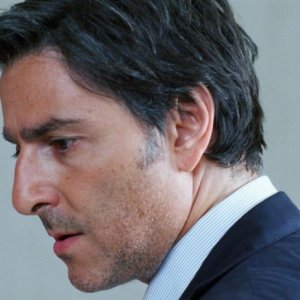 Primo piano di Sergi López dal film L'amante inglese