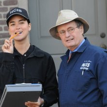 Ziva (Cote de Pablo) e Ducky (David McCallum) in una sequenza dell'episodio Jet Lag di Navy N.C.I.S.