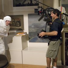 Jon Heder e Steven Consentino (con telecamera) sul set del film When in Rome