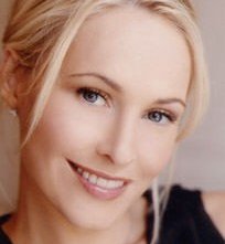 foto di Josie Bissett