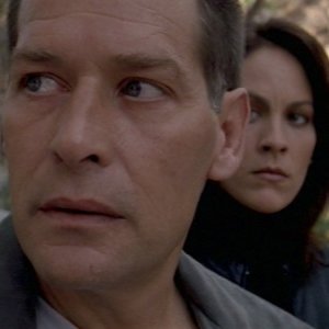 James Remar e Annabeth Gish in X-files nell'episodio Daemonicus della stagione 9