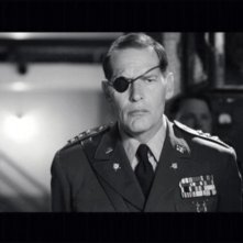 James Remar in una scena di Strafumati