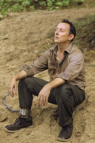 Michael Emerson nei panni di Benjamin Linus in un momento dell'episodio Dr. Linus di Lost