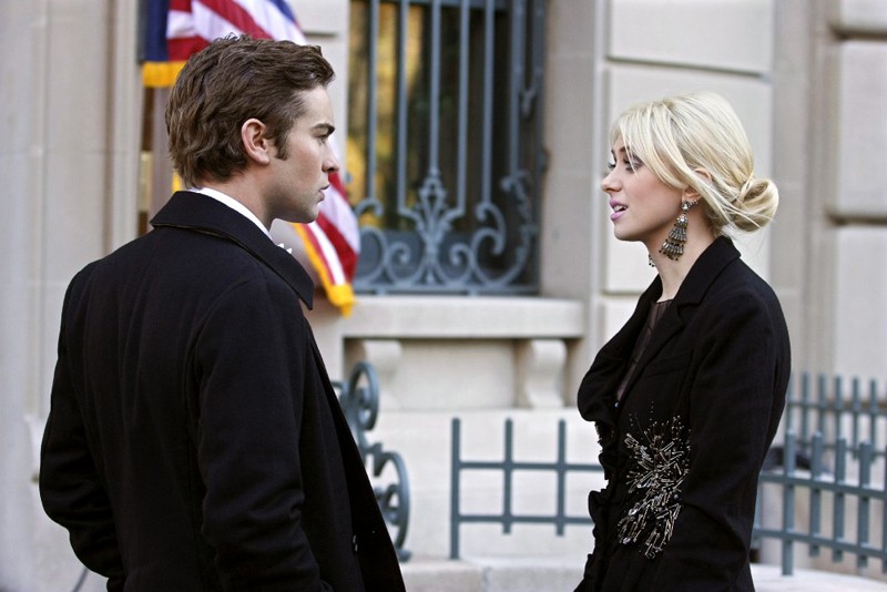 Nate Chace Crawford Parla Con Jenny Taylor Momsen In Un Momento Dell Episodio The Hurt Locket Di Gossip Girl 148810