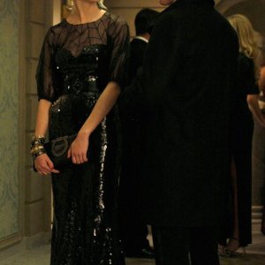 Una scena dell'episodio The Hurt Locket di Gossip Girl con Taylor Momsen e Kevin Zegers