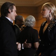 Una sequenza della puntata The Hurt Locket di Gossip Girl con Damien (Kevin Zegers) e Serena (Blake Lively)