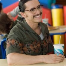 Clifton Collins Jr. in una scena del film Sunshine Cleaning