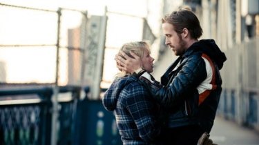 Michelle Williams e Ryan Gosling in un'immagine di Blue Valentine