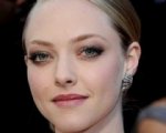 Un cappuccetto rosso per Amanda Seyfried