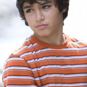 Caprica: Sina Najafi nell'episodio There Is Another Sky