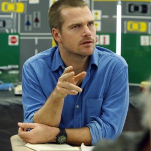 'G' (Chris O'Donnell) impegnato nel suo lavoro, nell'episodio Full Throttle di NCIS: Los Angeles