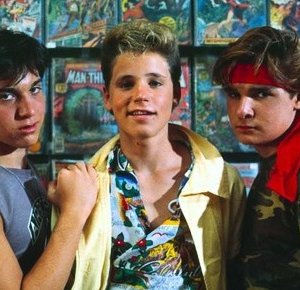 Ragazzi Perduti: Corey Haim e Corey Feldman sono tra i protagonisti del film.