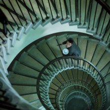 Un'immagine vertiginosa di Jonathan Rhys Meyers dal film From Paris with Love