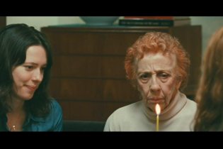 Please Give - Trailer