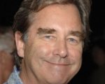 Beau Bridges e Judy Greer in The Descendants
