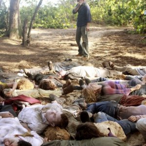 Josh Holloway in un momento drammatico dell'episodio Recon di Lost