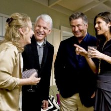 Meryl Streep, Steve Martin, Alec Baldwin e Lake Bell in una scena del film E' complicato