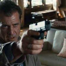 Un intenso Mel Gibson, protagonista del thriller poliziesco Fuori controllo