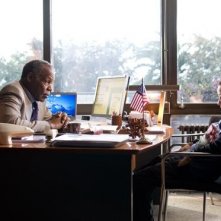 Danny Glover e Fergus Riordan in una scena del film I want to be a soldier
