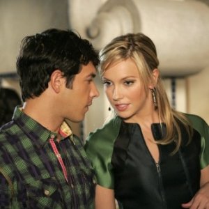 Melrose Place: Michael Rady e Katie Cassidy nell'episodio Stoner Canyon