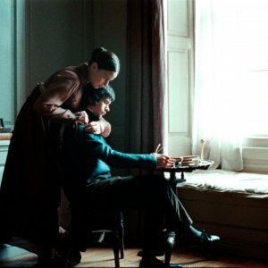 Abbie Cornish e Ben Whishaw, protagonisti della storia d'amore di Bright Star