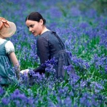 Abbie Cornish e Edie Martin in una scena del film Bright Star