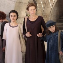 Amanda Sandrelli con Noemi e Nicholas Marzullo nel film Christine Cristina