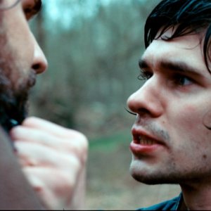 Ben Whishaw in una sequenza del film Bright Star