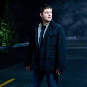 Jensen Ackles in una scena dell'episodio Dark Side of the Moon di Supernatural